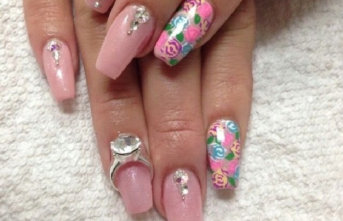 Pink Floral Diamond Nails