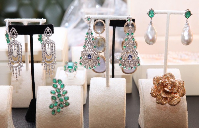 Kushals Fashion Jewellery Offerings
