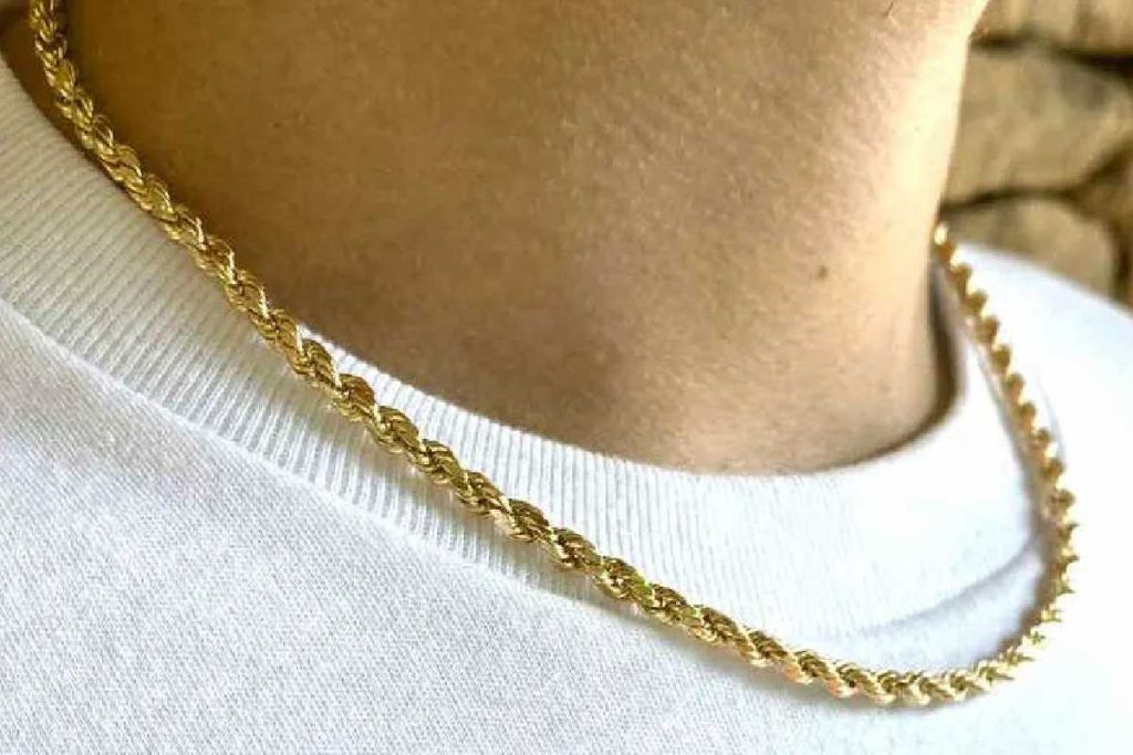 Best Kind of Men's Gold Necklaces